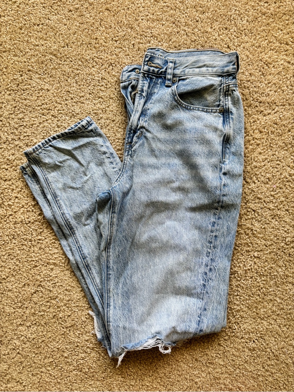 American Eagle Mom Jeans